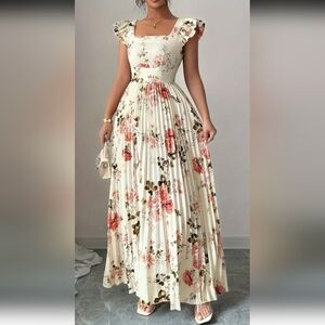 Floral Pleated Maxi Dress in Cream